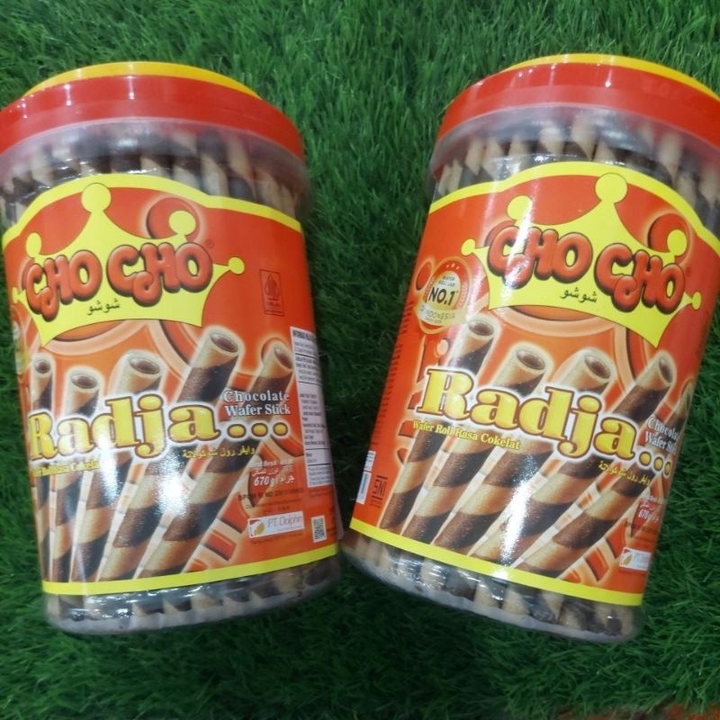 

Cho-cho radja wafer roll rasa coklat 670g