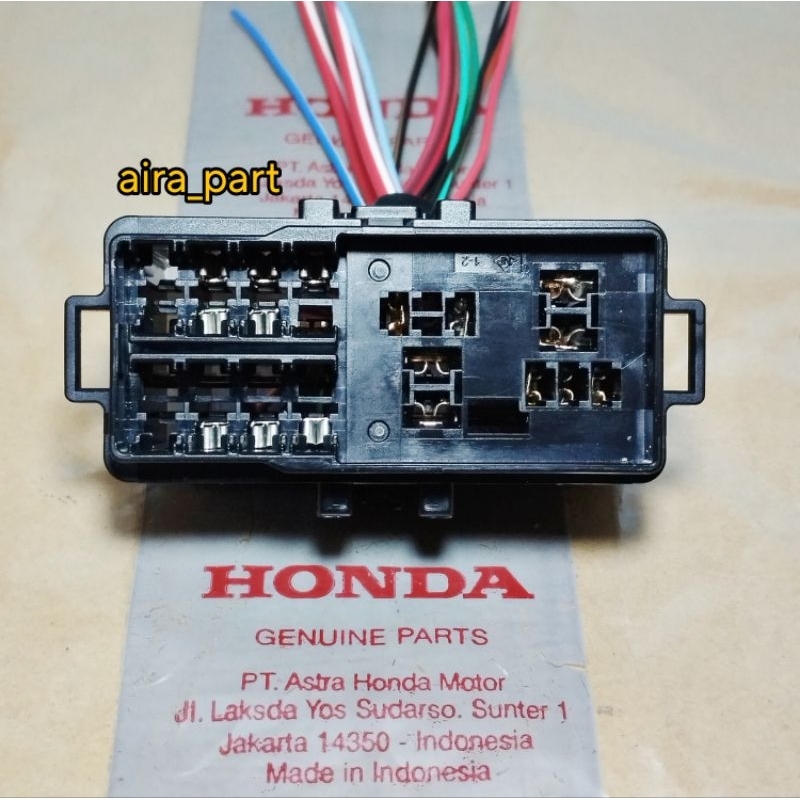 Box sekring Rumah sikring Honda BeAT FI/eSP/street/pop K81/Scoopy Box Fuse semua motor Honda Scoopy 