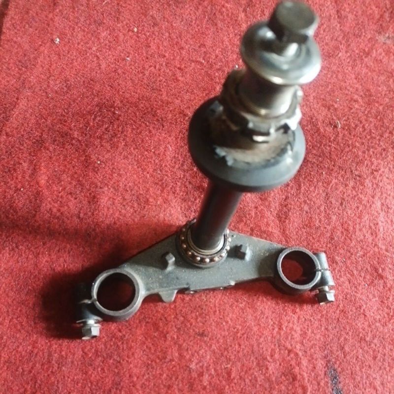 segitiga bawah Vixion old/new original