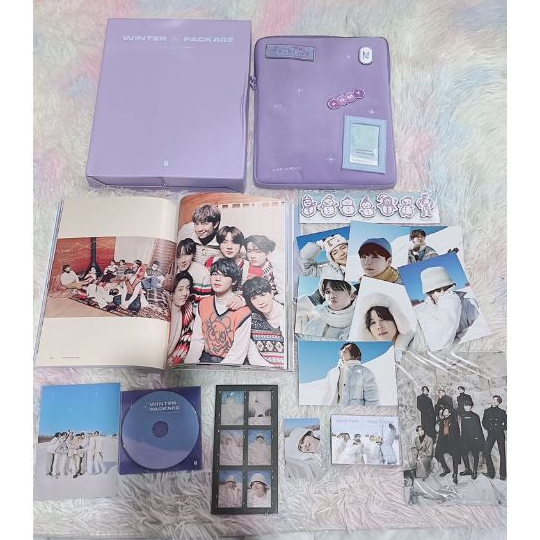 BTS WINTER PACKAGE 2021 FULLSET UNSEALED TAEHYUNG PHOTOCARD PHOTOFILM OFFICIAL PC DVD V
