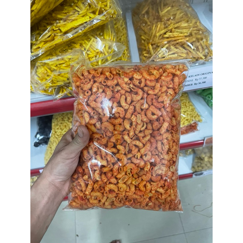 

SNACK MAKARONI PEDAS DAN ORI 500g