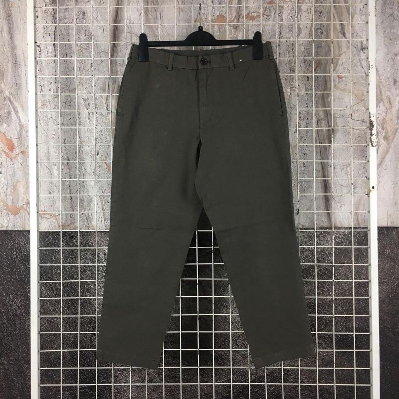 Celana Panjang Formal Ankle Pants Branded Original UNIQLO Anklepants . SDA 03999 Second Bekas Prelov