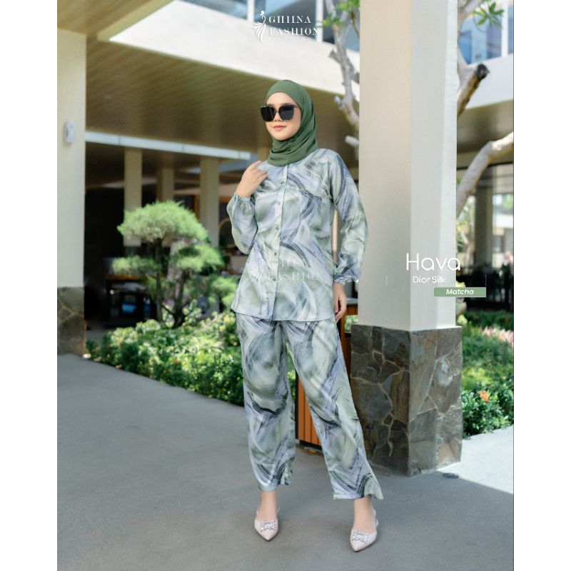 keeva dress dan one set by ghina