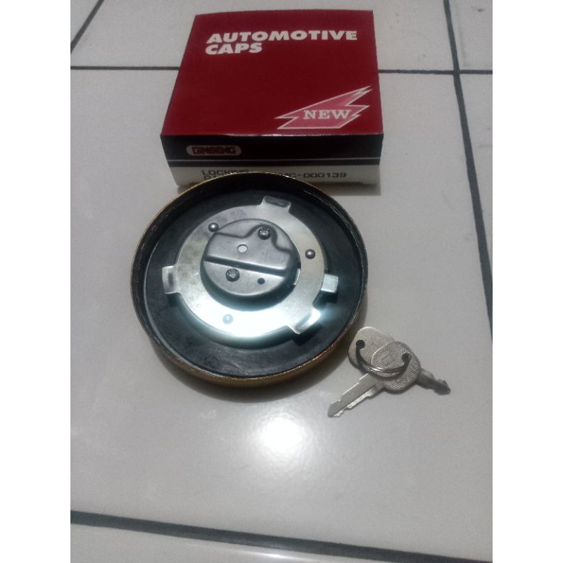 Tutup tangki solar fuso ps190 ps220