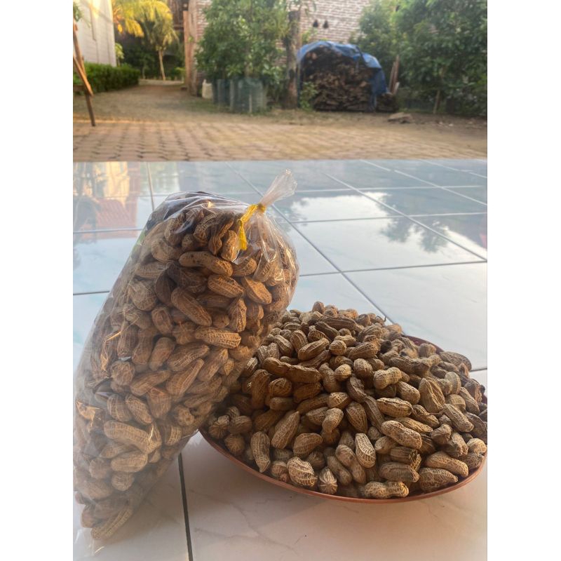 

kacang kulit bendo gurih renyahhh 1kg