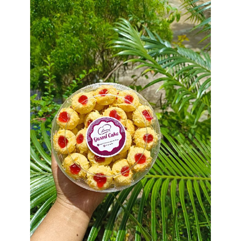 

thumbprint strawberry cheesecake/kue lebaran