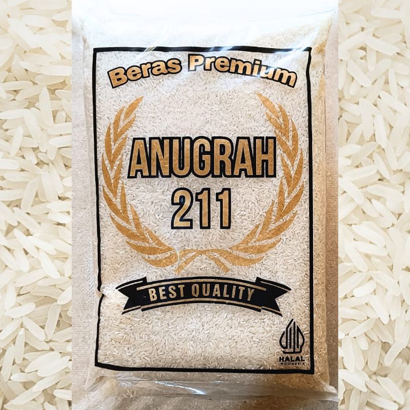 

Beras kemasan premium Anugrah211 isi bersih 5kg pulen dan putih