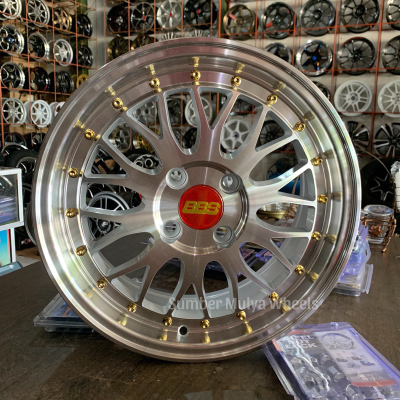 Velg R15 BBS LM . Sumber Mulya Wheels. Velg mobil. toko velg Semarang. Velg ban Semarang