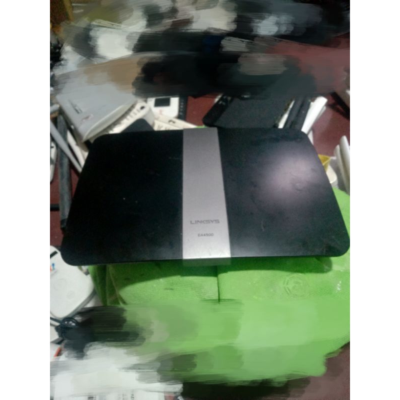 Linksys E4200 plus adaptor