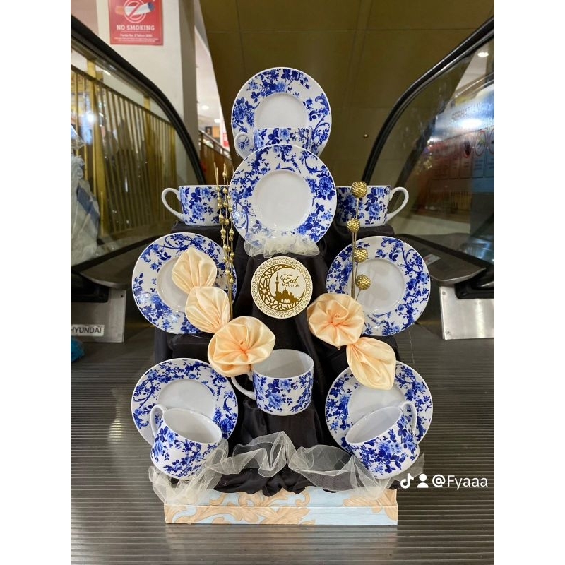 

parcel dinner set bunga biru