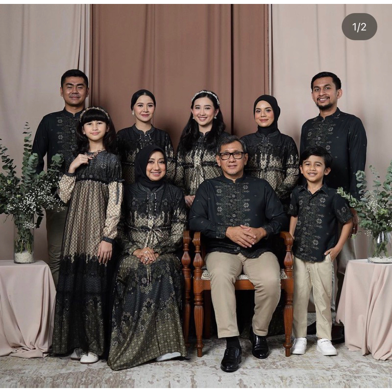 KALEELA FAMILY SET by KALEELA