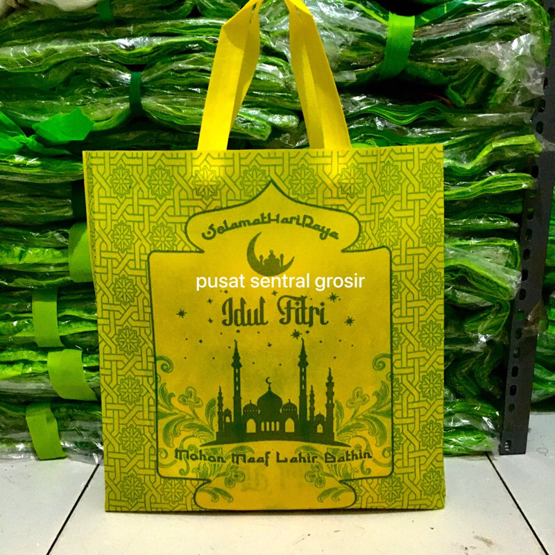 

Goodie bag idulfitri hampers lebaran jumbo 38x45 (12tas)