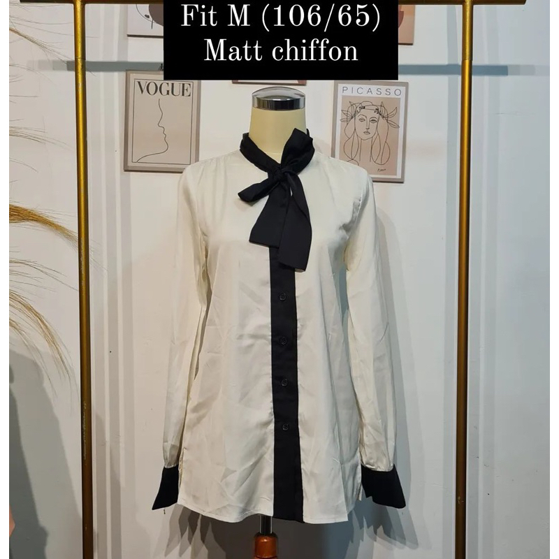 Blouse Kemeja hem monochrome black white hitam putih korean style perempuan cewek atasan top baju mu