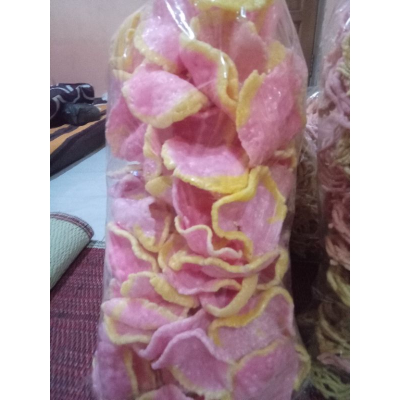 

krupuk pasir rasa bawang manis 10.000/250gram