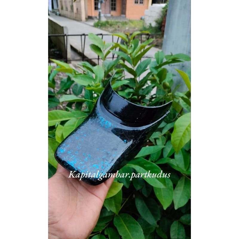 Kepet slebor belakang gl100 carbon forged biru original