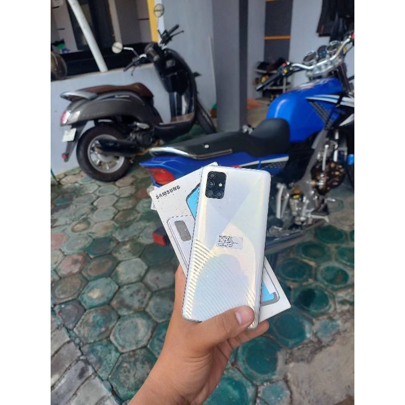 samsung M51 8/128GB