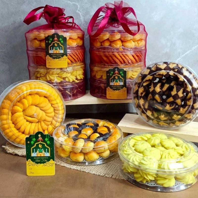 

HAMPERS KUE LEBARAN ratu ekonomis dapat 4 toples