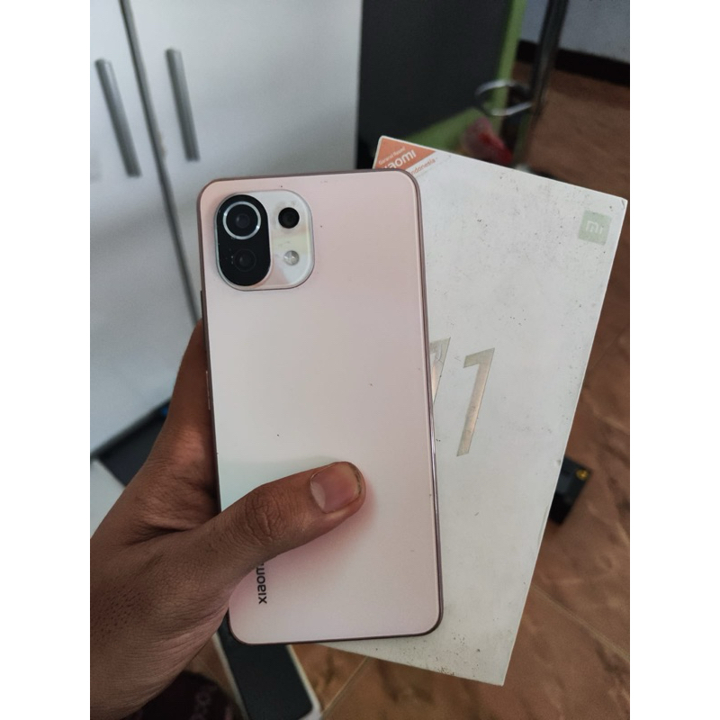 Xiaomi 11 lite 8/128 minus