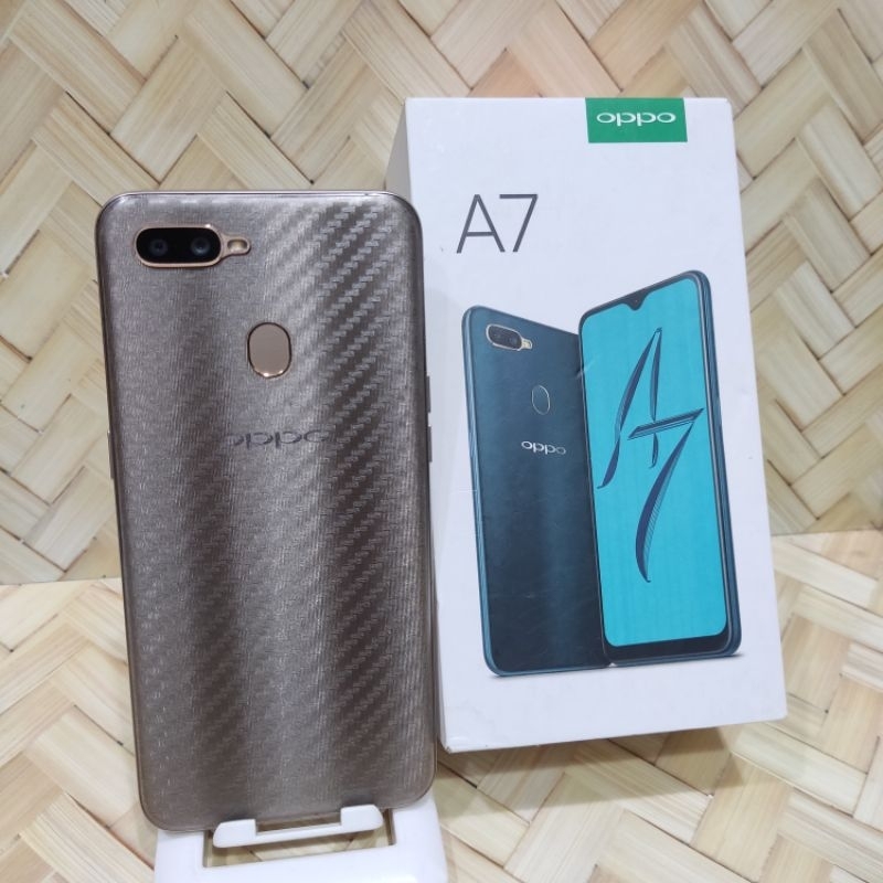 Oppo A7 4/64 GB Handphone Second Fullset original Bergaransi
