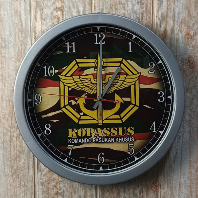 Jam Dinding Ekslusive Kopassus TNI AD 32cm