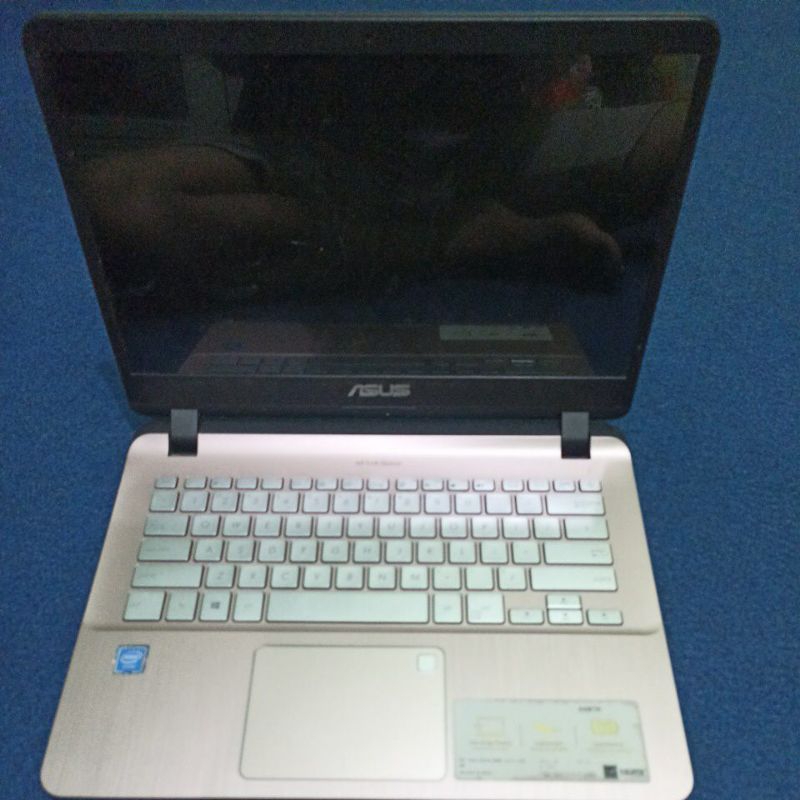 laptop asus a407m