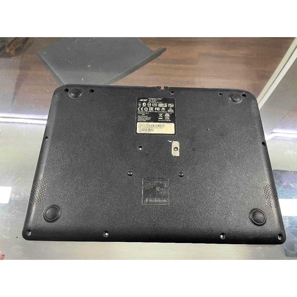 casing case bagian bawah bottom motherboard laptop Acer Aspire es 11 es1-131-c7ye es1 131 c7ye