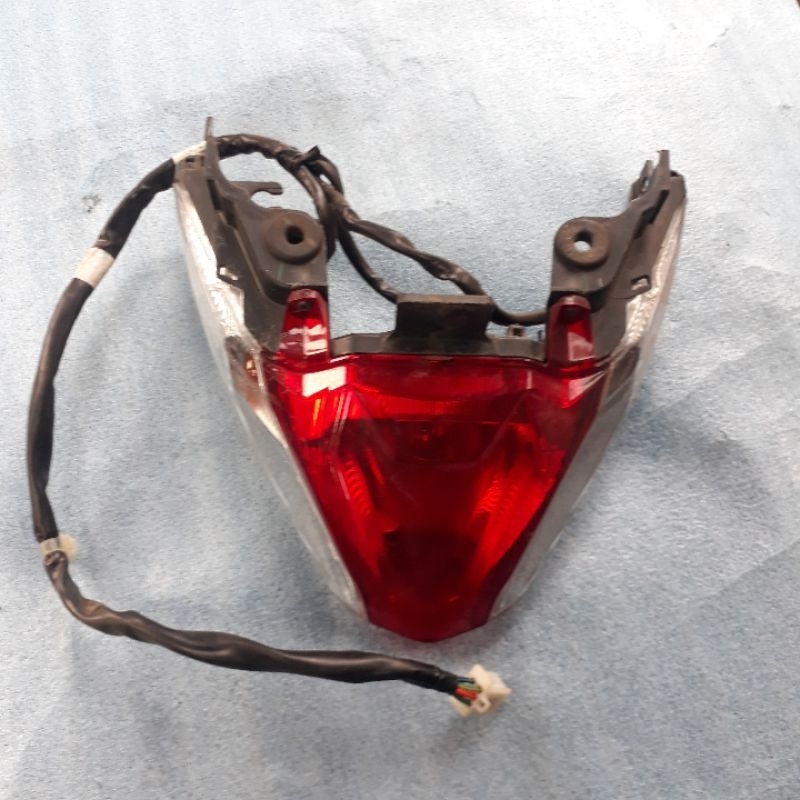 LAMPU BELAKANG / LAMPU STOP UNTUK MOTOR HONDA BEAT LED / BEAT DELUXE ORIGINAL..