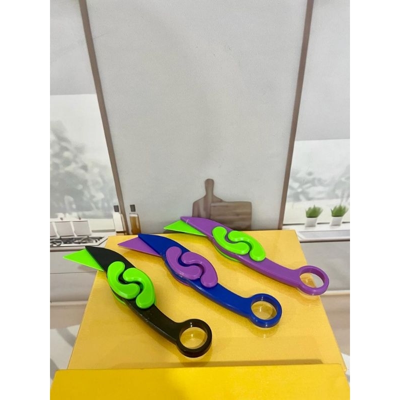 015 mainan karambit besar /senjata Naruto/mainan anak anak