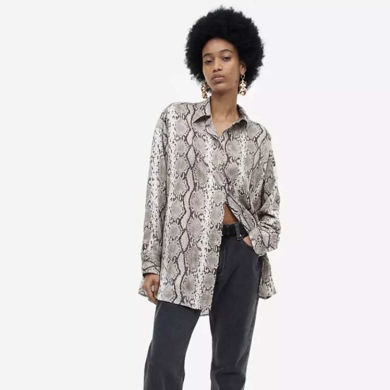 Kemeja Satin Silk Motif Ular Hnm