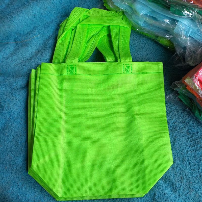 

TAS SPUNBUND TENTENG 27X11X22 isi 12pc