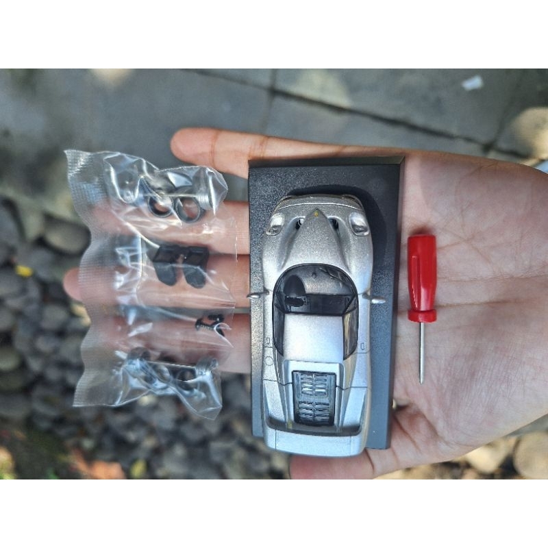 Kyosho ferrari f50 belum dirakit