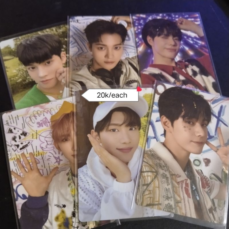 XIKERS PHOTOCARD ALBUM