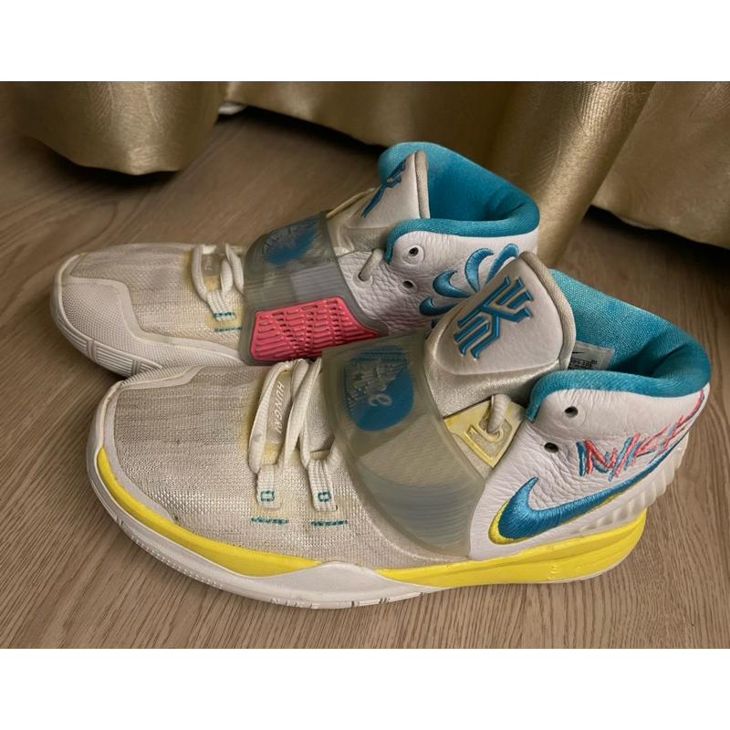 NIKE KYRIE 6 neon graffiti