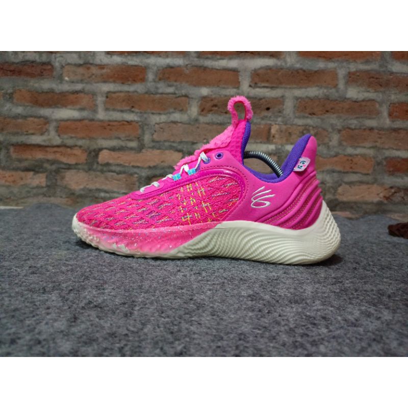 UA Curry 9 X SesameStreet