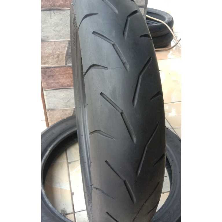 Ban secon IRC tubles Aerox depan ukuran 110/80 ring 14.ban depan aerox ukuran standart merek irc