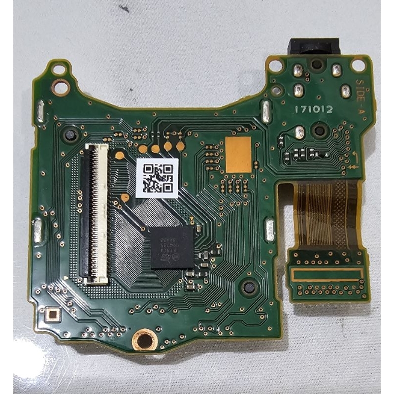 Soket Catridge game nintendo switch