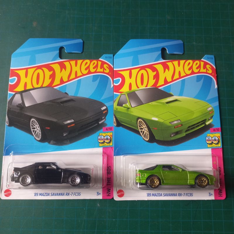 Paket Hot Wheels 89 Mazda Savanna Rx-7 FC35 Warna Hitam Hijau
