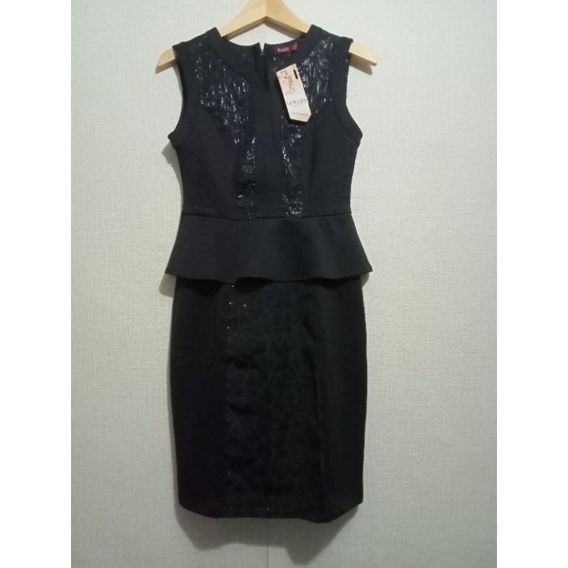 Le'Rosetz - Peplum Bodycon Dress Size S, M