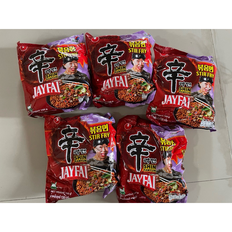 

jayfai mie viral bangkok