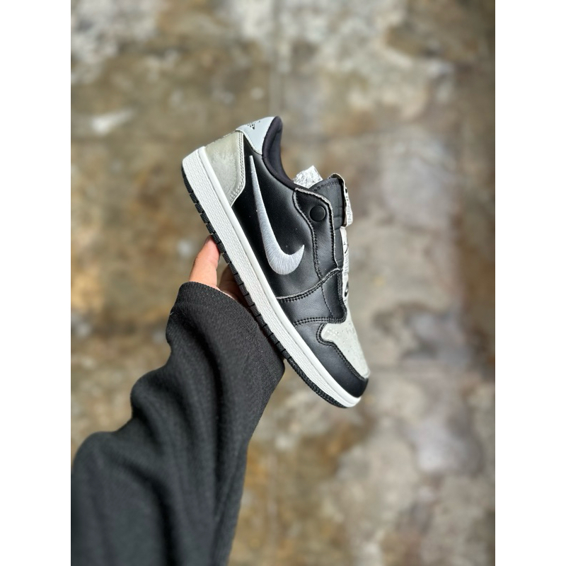 AIR JORDAN RETRO 1 LOW SLIP-ON "SHADOW" SIZE 40 MULUS