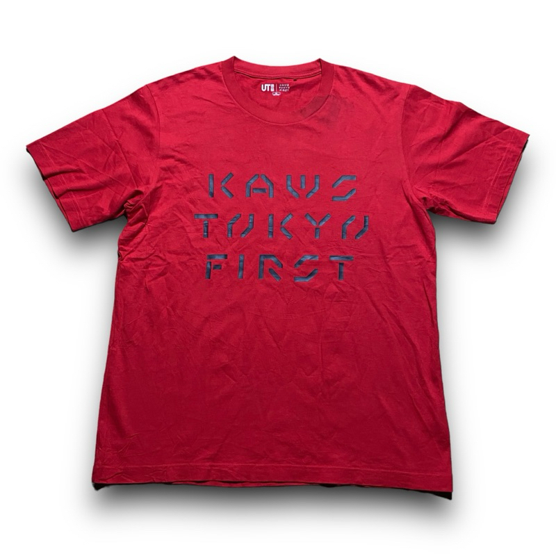 Uniqlo x Kaws Tokyo first basic logo shirt