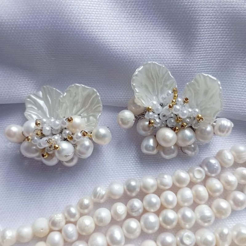 Bros kecil mungil Bros putih Bros Mutiara air tawar asli Bros imut Bros putih Bros rangkai kawat Bro