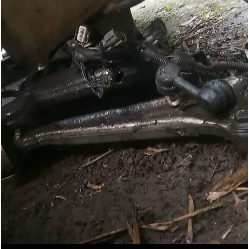 lower arm nissan x trail