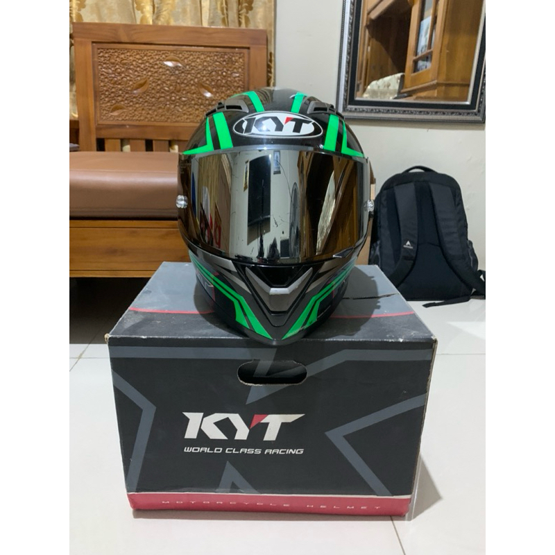 Helm Full Face KYT Vendetta 2 Carbon Green Fluo
