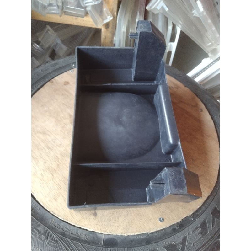 tampung air belakang kulkas Toshiba Glacio 1 pintu dan 2 pintu.