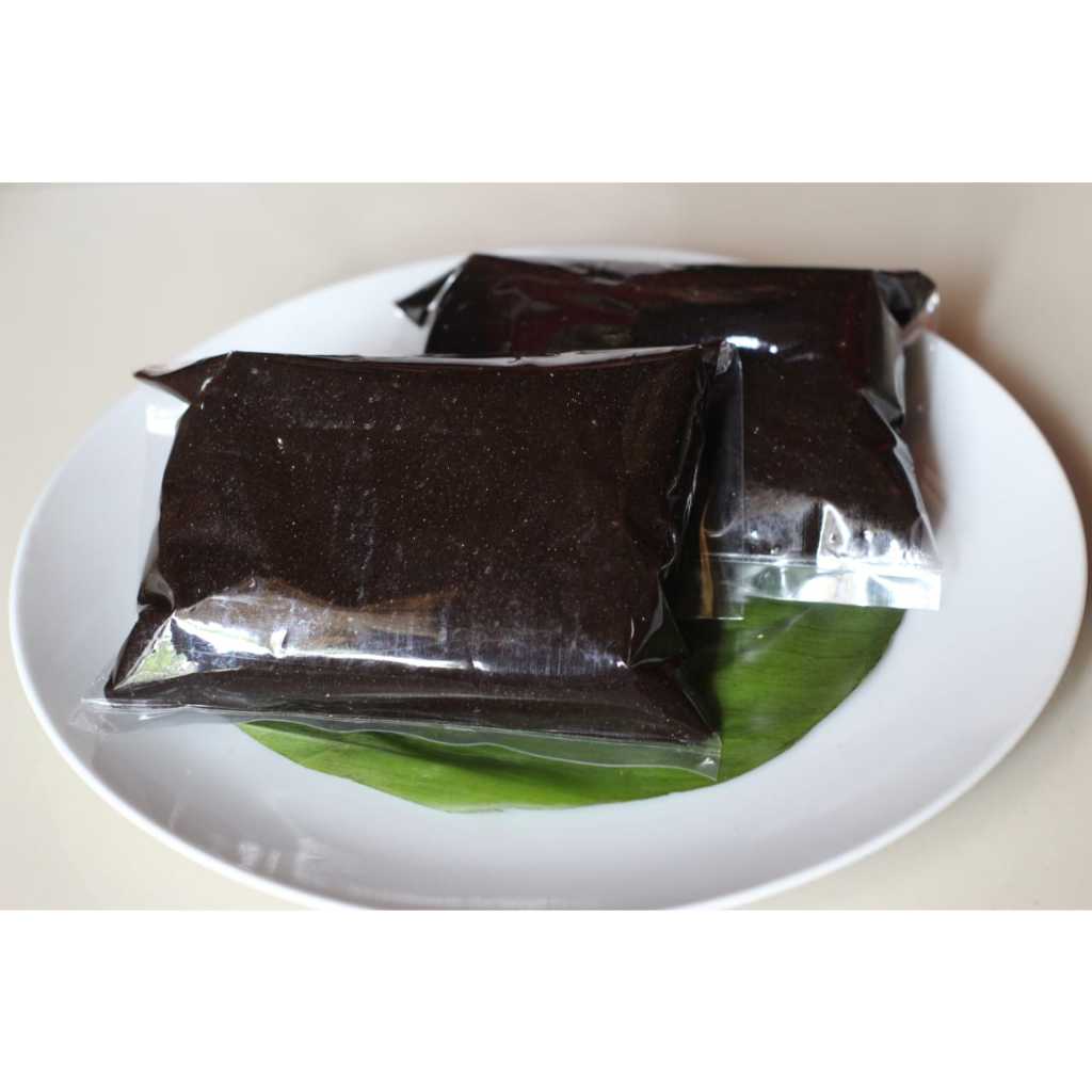 

Dodol Ketan Hitam Asli Bogor 500 gram Manis Legit (halal)