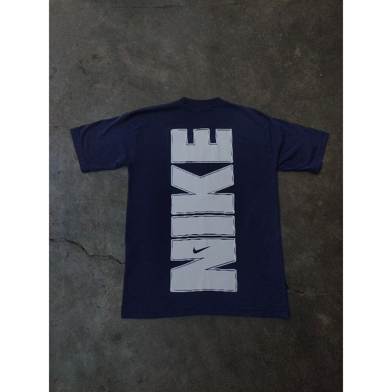 Kaos vintage nike spell out second