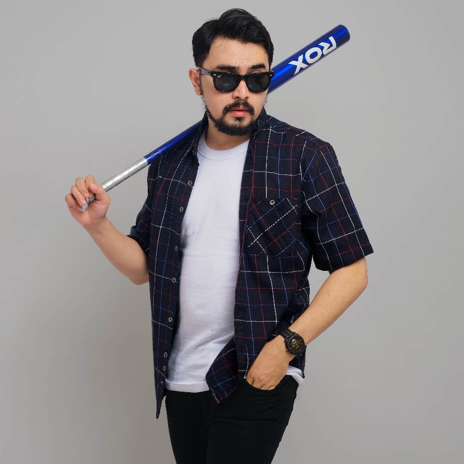 DGM Kemeja Pria Flanel Pendek Premium Biru Dongker List Putih Merah 2211