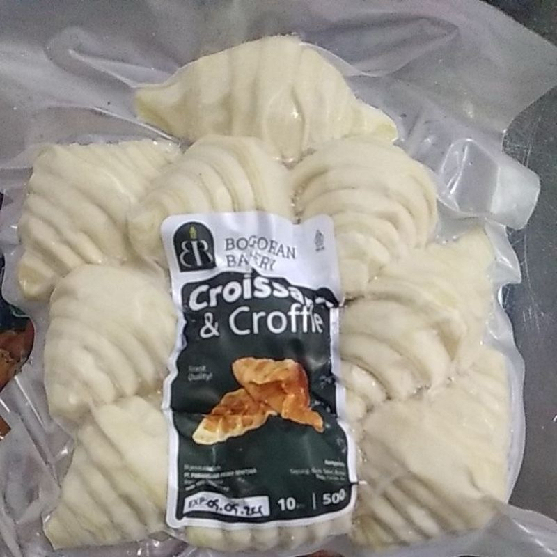

Croissant & Croffle 500 gr isi 10 pcs | Dough | Bogorian Bakery