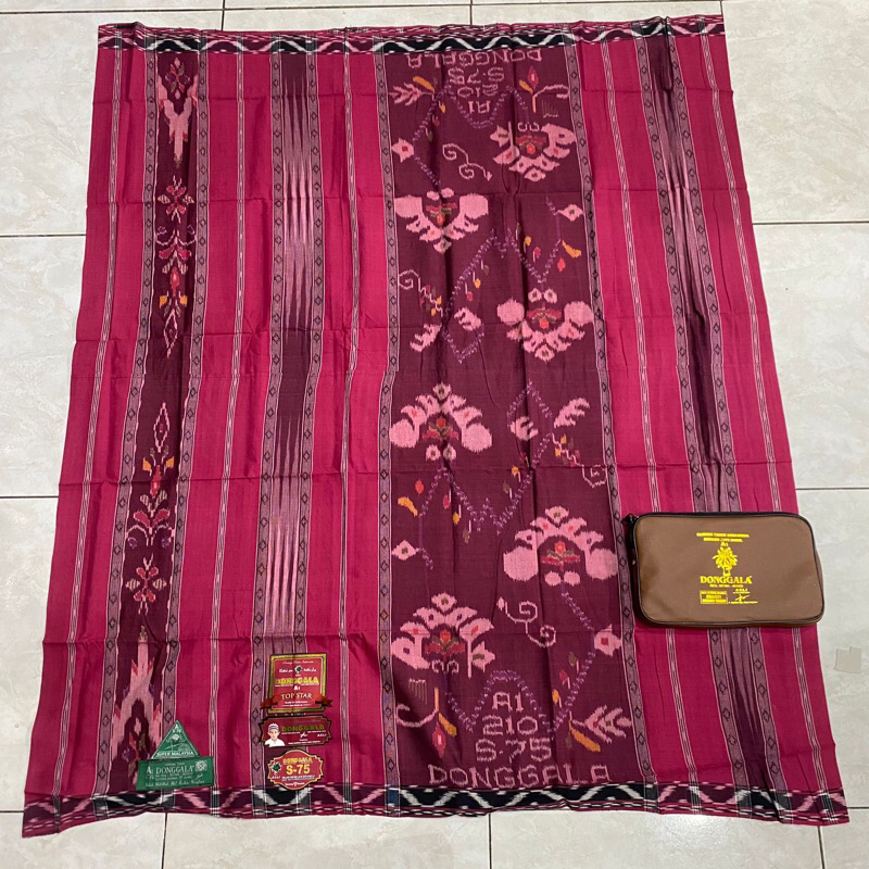sarung donggala songket